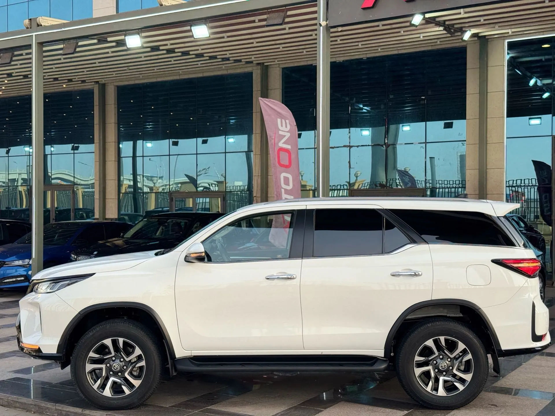 تويوتا فورتونر 2024